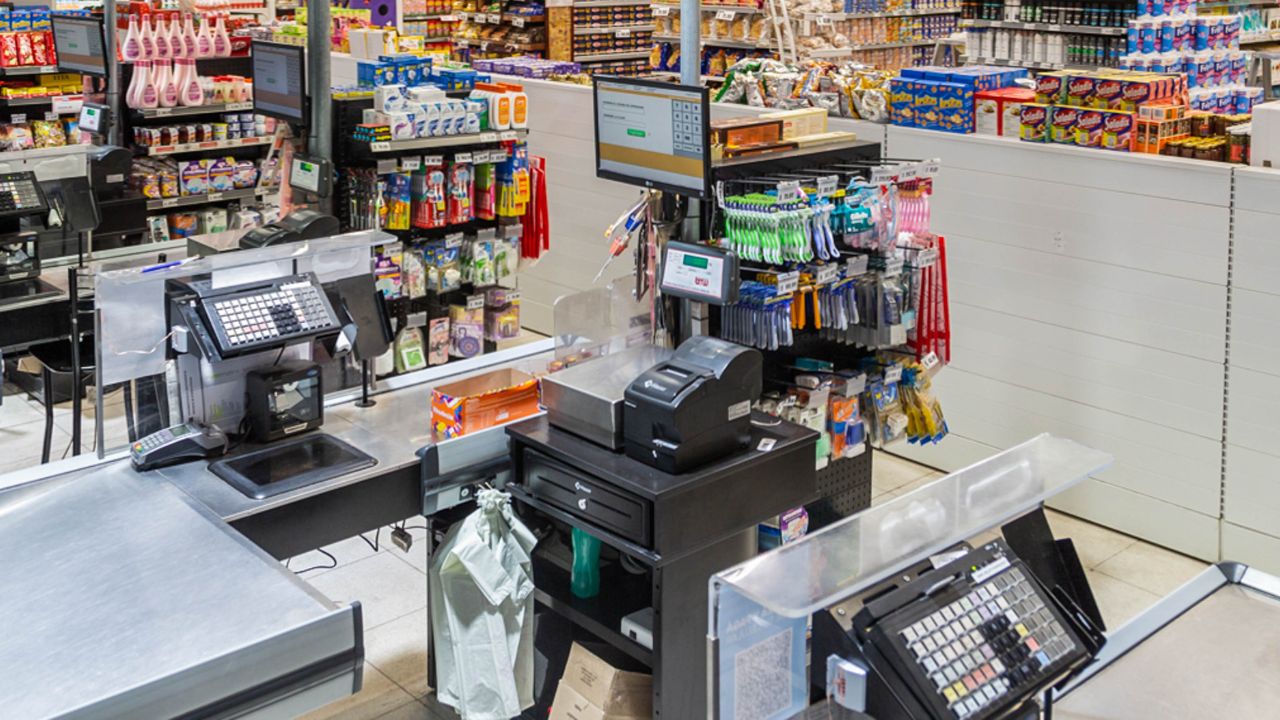 Kassenzone im Supermarkt - Storytelling